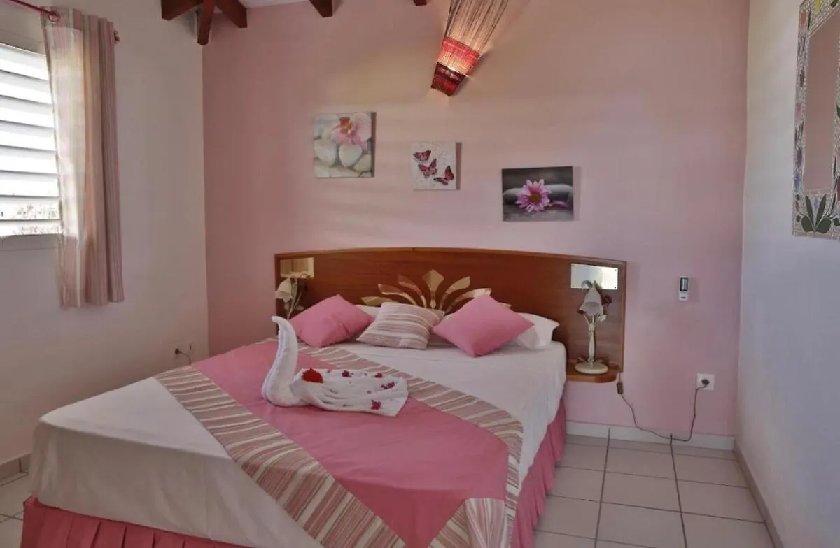 بيت للعطل Gite Hibiscus Piscine Partagee سانت فرانسوا